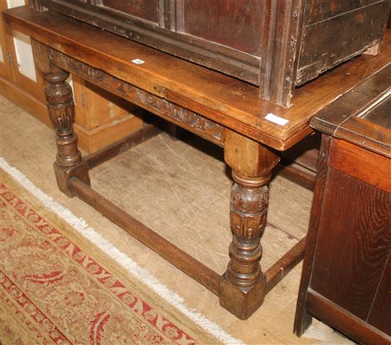 Oak drawleaf table